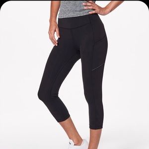 Lululemon speed up crops size 8 BNWT black